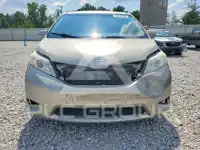 2015 Toyota SIENNA фото