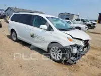 2015 Toyota SIENNA photo