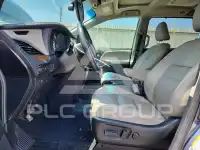 2015 Toyota SIENNA photo