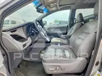 2015 Toyota SIENNA фото