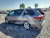 2015 Toyota SIENNA фото