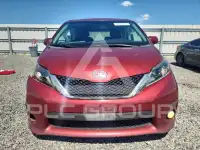 2015 Toyota SIENNA photo