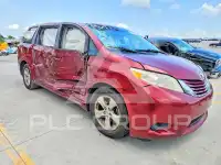 2015 Toyota SIENNA фото
