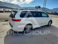 2015 Toyota SIENNA фото