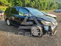 2015 Toyota SIENNA фото
