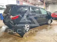 2015 Toyota SIENNA photo