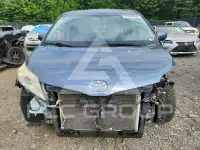 2015 Toyota SIENNA фото