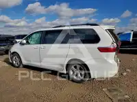2015 Toyota SIENNA фото