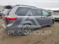 2015 Toyota SIENNA photo