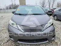 2015 Toyota SIENNA фото