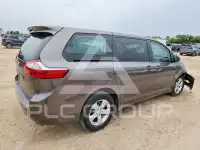 2015 Toyota SIENNA фото
