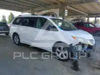 2015 Toyota SIENNA фото