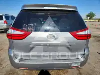 2015 Toyota SIENNA photo