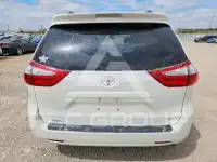 2015 Toyota SIENNA фото