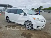 2015 Toyota SIENNA фото