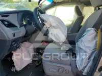 2015 Toyota SIENNA фото