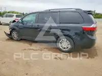 2015 Toyota SIENNA photo