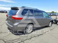 2015 Toyota SIENNA фото