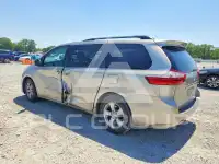 2015 Toyota SIENNA фото