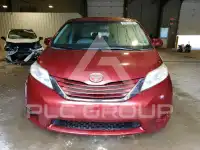 2015 Toyota SIENNA фото