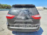 2015 Toyota SIENNA фото