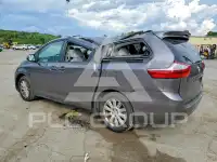 2015 Toyota SIENNA фото