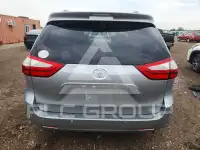 2015 Toyota SIENNA фото
