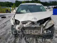 2015 Toyota SIENNA фото