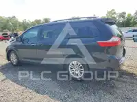 2015 Toyota SIENNA photo