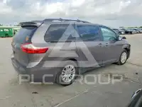 2015 Toyota SIENNA photo