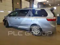 2015 Toyota SIENNA photo