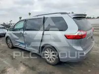 2015 Toyota SIENNA фото