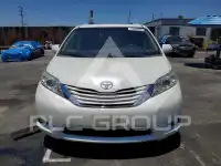 2015 Toyota SIENNA фото