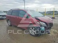 2015 Toyota SIENNA фото