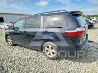 2015 Toyota SIENNA photo