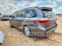 2015 Toyota SIENNA фото