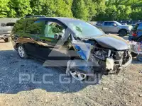 2015 Toyota SIENNA photo