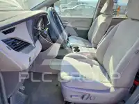 2015 Toyota SIENNA фото