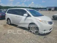 2015 Toyota SIENNA фото