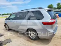 2015 Toyota SIENNA фото