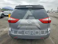 2015 Toyota SIENNA фото