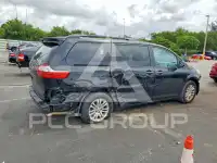 2015 Toyota SIENNA фото