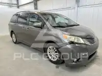 2015 Toyota SIENNA фото