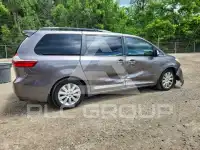 2015 Toyota SIENNA фото