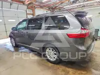 2015 Toyota SIENNA фото