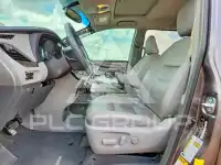 2015 Toyota SIENNA фото