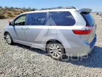 2015 Toyota SIENNA фото
