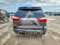 2015 Toyota SIENNA фото