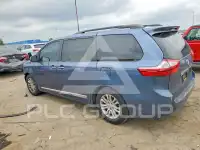 2015 Toyota SIENNA фото