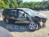 2015 Toyota SIENNA фото